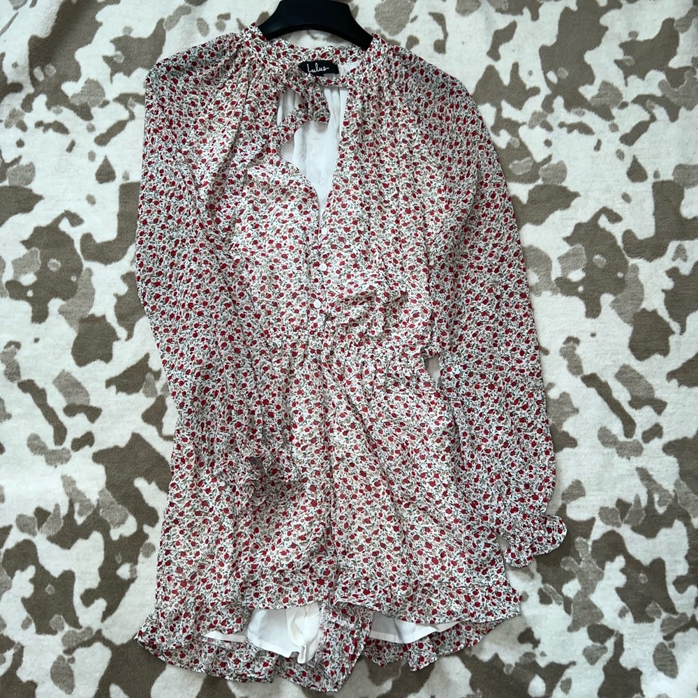 NEW LULUS SHORTS ROMPER